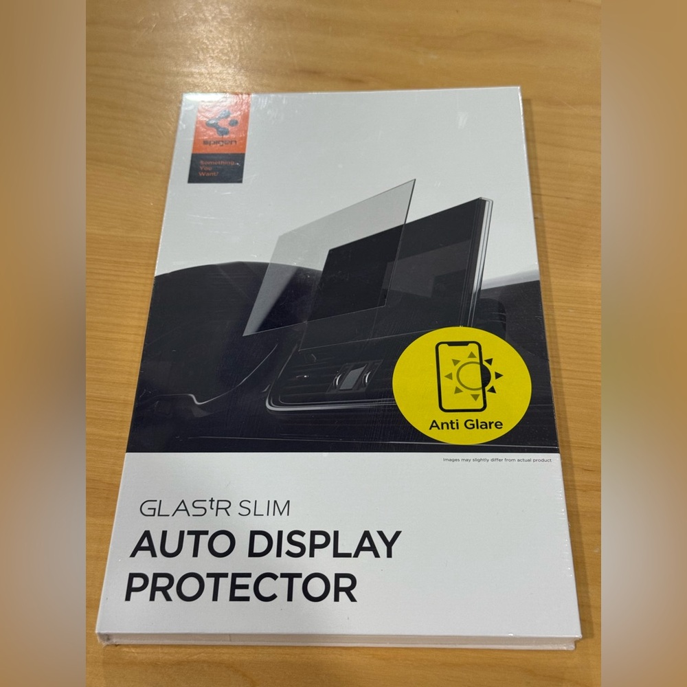 Spigen Jeep Wrangler 8.4" GLAS.tR SLIM | Anti-Glare Screen Protector AGL04059